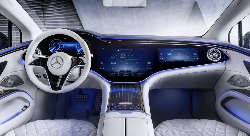 A Mercedes nem engedi, hogy az Apple CarPlay átvegye az uralmat a képernyők fölött