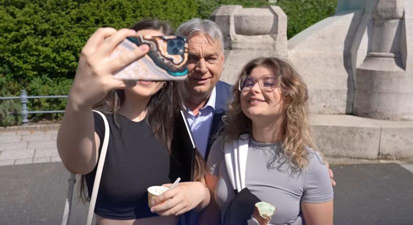 Orbán Viktor megnyitotta a kaposvári szelfigyárat, még fagyitippet is kapott