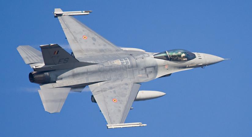 Lezuhant egy F–16-os katonai vadászrepülőgép az Egyesült Államokban