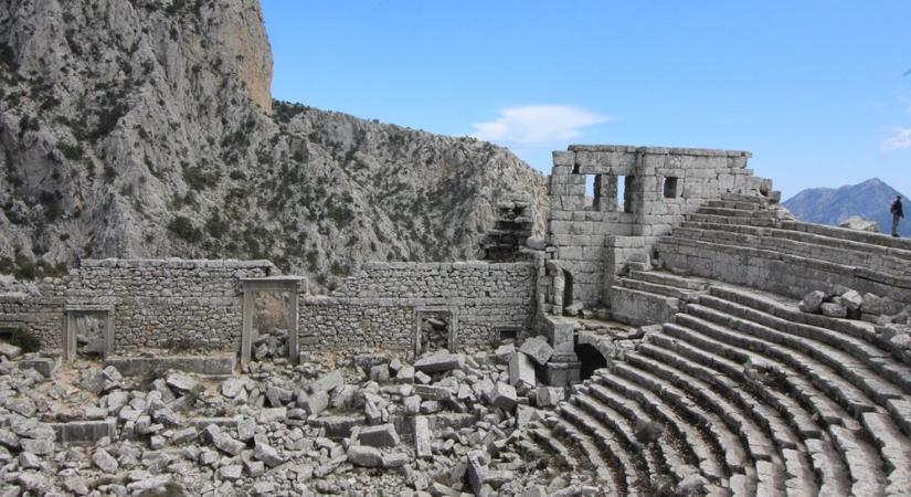 Sasfészekként magasodott Termessos ókori városa, melynek romjai ma is lenyűgözőek