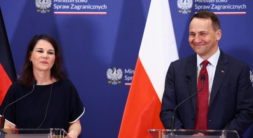 A lengyel és a német külügyminiszter szerint Putyint nem lehet meggyőzni diplomáciai eszközökkel a konfliktus befejezéséről