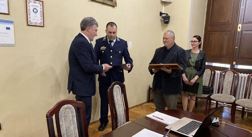 Áldozatos munka a város biztonságáért: Dombóvári Gergő kapta az Év Rendőre címet Szentgotthárdon