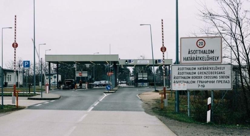 Meghosszabbított nyitvatartással üzemel az Ásotthalom közúti határátkelőhely