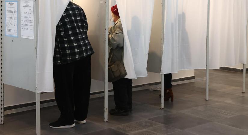 Az év választási slágerével robbant be a Döndi Duó és Roli: eldalolták, szerintük kire érdemes szavazni Tiszabőn – videó