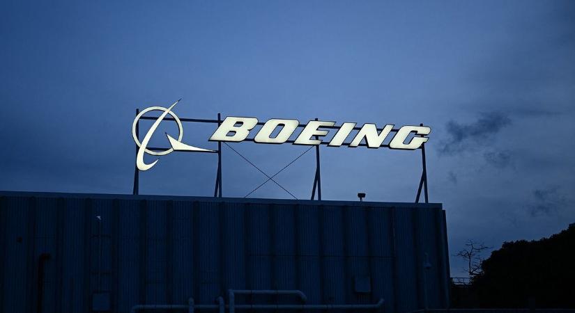 Kitálalt a Boeingról, majd furcsa betegségben meghalt a szivárogtató
