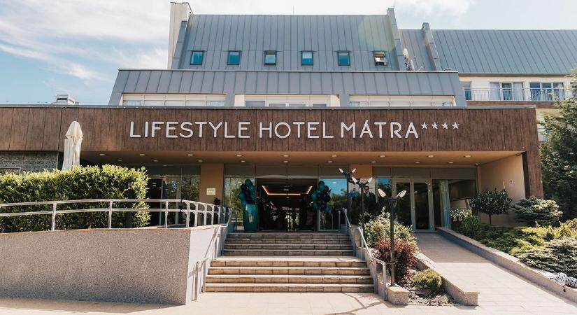 LifeStyle Hotel Mátra: sztárséffel és részletfizetési lehetőséggel várja a magyar családokat hazánk régi-új szállodája