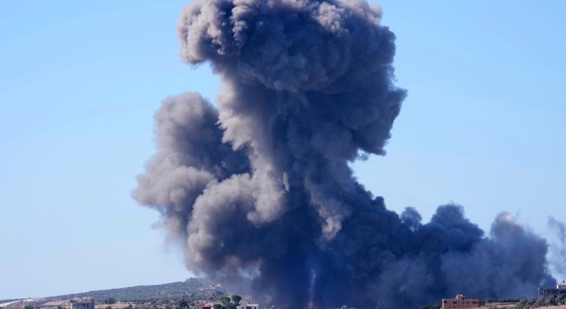 Az izraeli hadsereg légi és tüzérségi csapást mért a Gázai övezet középső részére