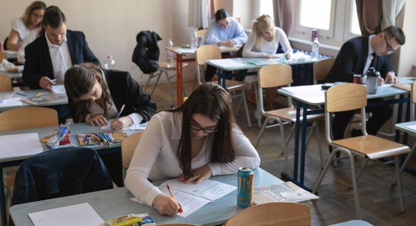 Kezdődik a tavaszi érettségi – több mint 2500 diák vizsgázik Vas vármegyében