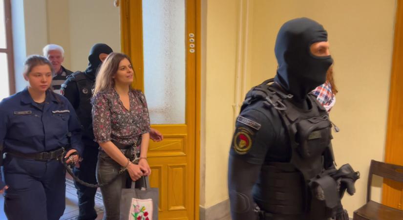 Bekerülhet az antifasiszta Ilaria Salis az Európai Parlamentbe  videó