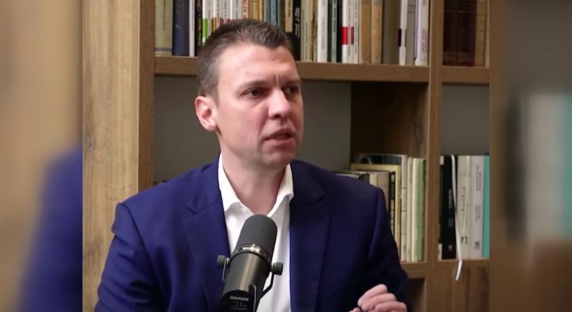 Menczer Tamás: Magyar Péter politikai szerepvállalását régen előkészítették  videó