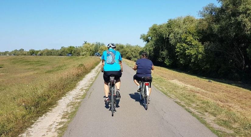 Ismét rekordot döntöttek a biciklisek a Tisza-tónál