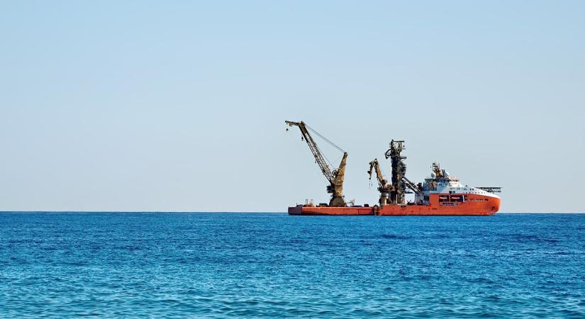 Az orosz olajat szállító tartályhajók beljebb merészkednek a Földközi-tengeren