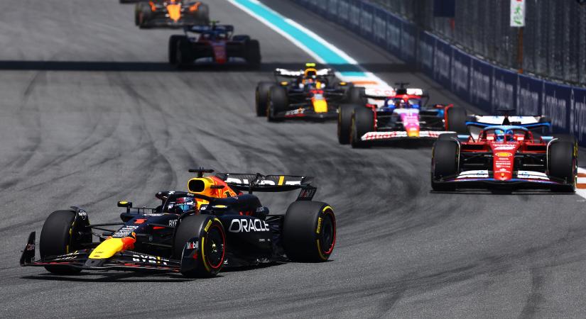 F1: Behúzta a sprintet Verstappen, de Ricciardo a nap sztárja