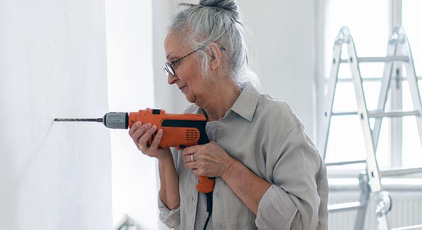 Erre figyeljenek a nyugdíjasok, ha igénybe vennék az otthonfelújítási támogatást