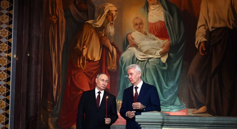 Részt vett az éjjeli húsvéti liturgián Vlagyimir Putyin