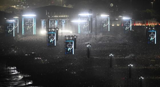 1,6 millió ember gyűlt össze Madonna ingyenes riói koncertjére