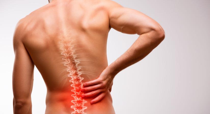 Miért fáj a hátam? Ez az 5 dolog okozhatja a leggyakrabban