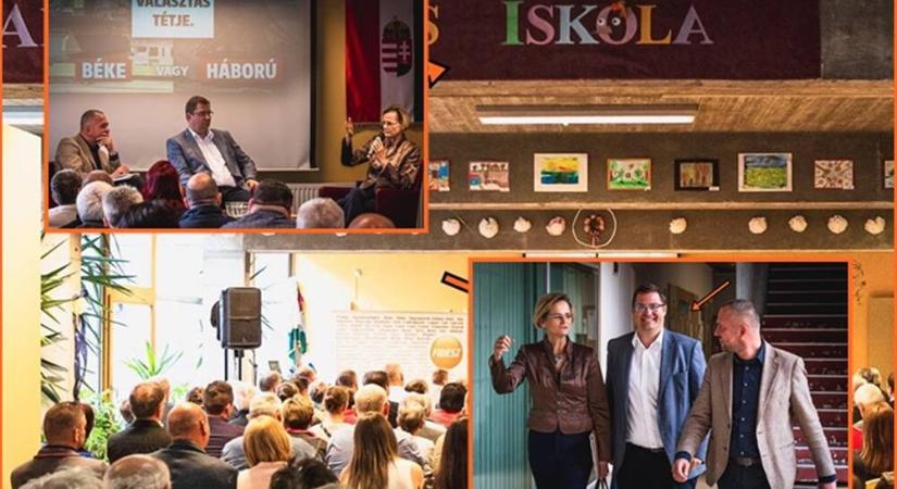 Nagy János Orbán-ajtónülő kampánylátogatása a csornai általános iskolában
