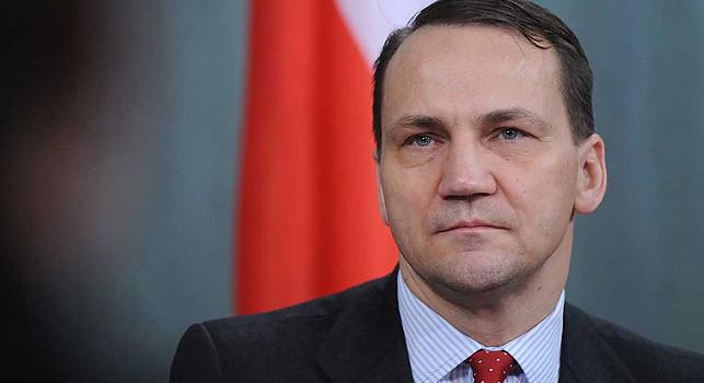 Jobb, ha a szövetségesek ma pénzt adnak Ukrajna védelmére, mint később az újjáépítésére – lengyel külügyminiszter