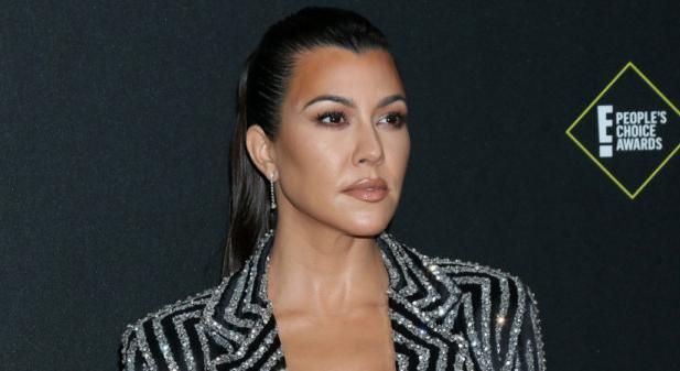 Kourtney Kardashian elárulta, hogy nehéz volt visszamennie a The Kardashians forgatására a szülés után
