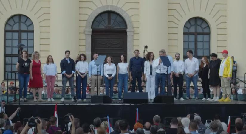 Magyar Péter Debrecenben: "Lépésről lépésre, tégláról téglára visszavesszük a hazánkat”