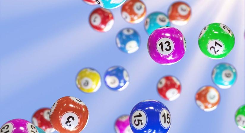 Hatos lottó: több mint 1 milliárdot lehetett nyerni ezekkel a számokkal