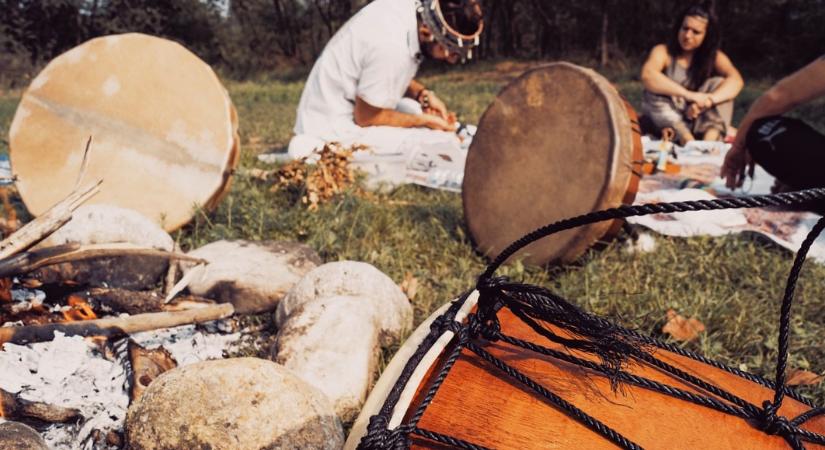 A táltos meg a sámán, az ősi magyar hitvilág főhősei