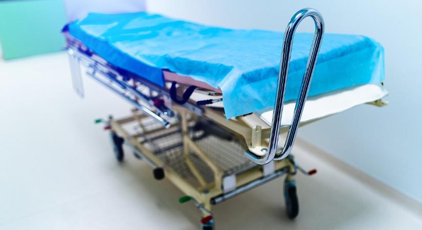 Kórházakra csapott le a NAV