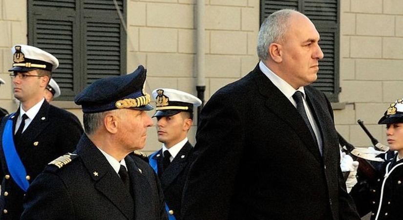 Itt az olasz fordulat: a védelmi miniszter szerint nem működnek a szankciók, tárgyalni kell Putyinnal