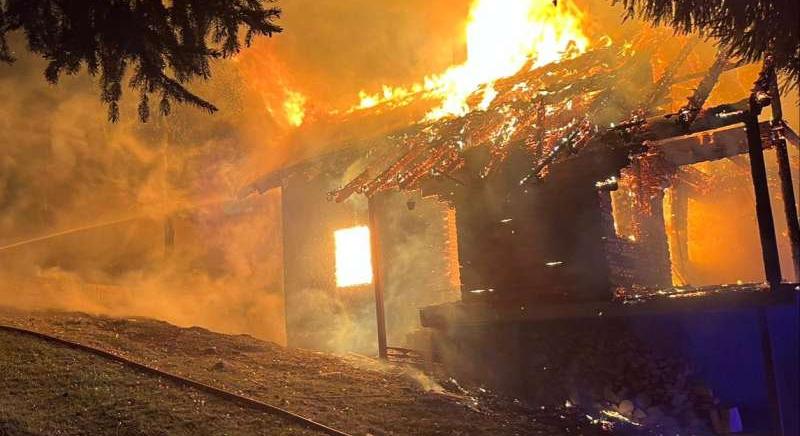 Porig égett egy magánház Hunyad megyében