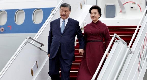 A nap képe: nem egyedül jön Budapestre a kínai elnök