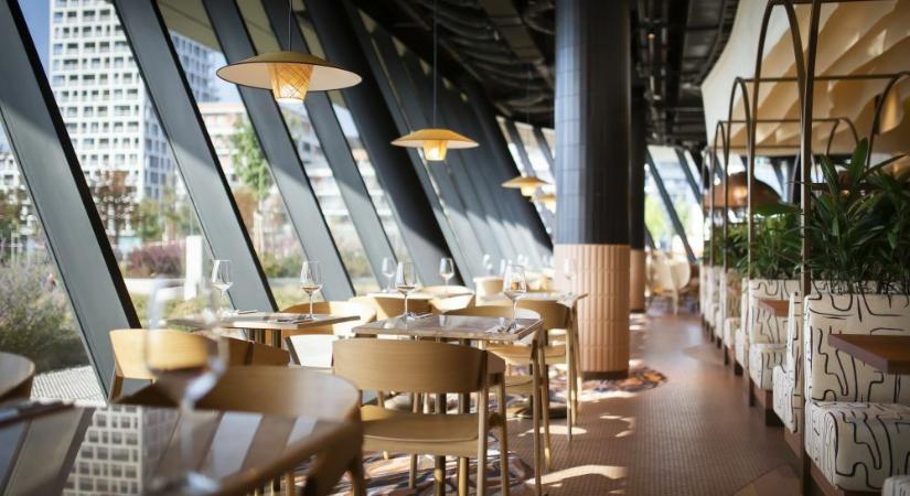 Az éttermi enteriőr tervezésekor az inspirációnkat a dunai evezés adta...