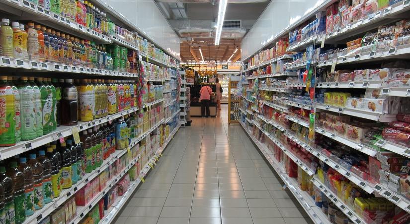 Olcsóbb az élelmiszer Szlovákiában, már egészen messziről is átjárnak a magyarok vásárolni