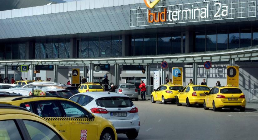 Informatikai hiba miatt hosszabb a várakozás a határátkelőhelyeken és a Liszt Ferenc-repülőtéren