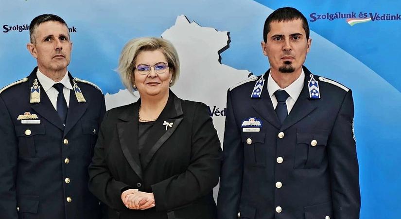 Csalásért elítélt fideszes polgármester jutalmazott meg rendőröket