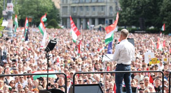 Magyar pártja egymaga előzi a DK-MSZP-Párbeszédet összesen a kormányközeli Nézőpontnál is