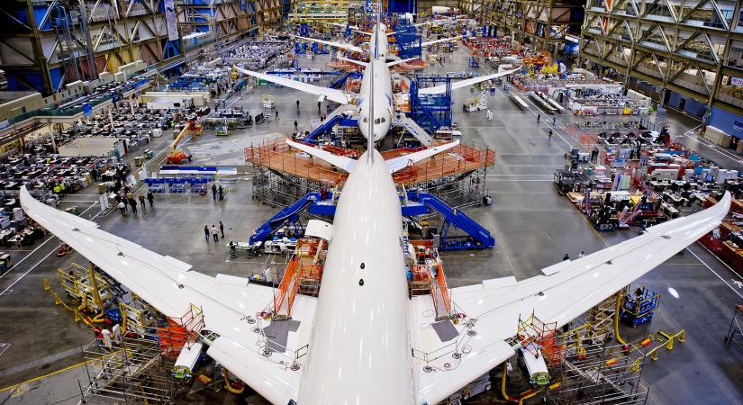 Kihagytak előírt ellenőrzéseket a 787-eseken a Boeing üzemeiben