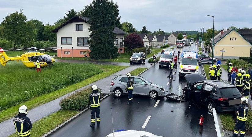 Mentőhelikopter szállította kórházba a németújvári baleset sérültjeit - fotók