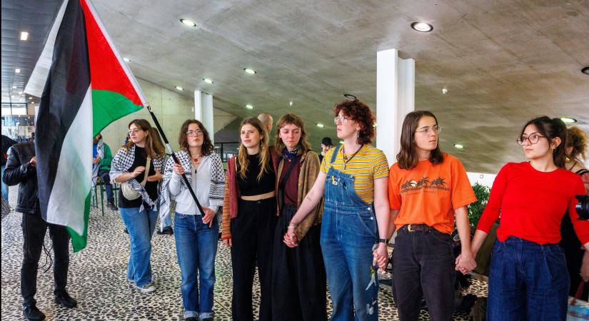 Palesztinpárti és klímaaktivisták foglalták el egy belgiumi egyetem campusát