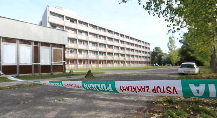 Mi történik? Bombafenyegetés miatt több iskolát is ki kellett üríteni Szlovákiában