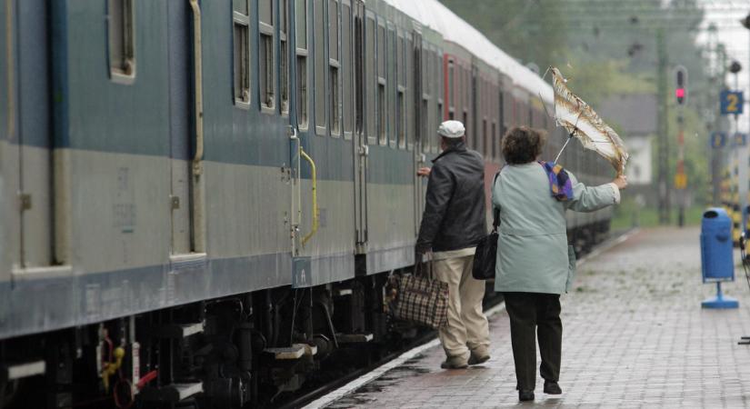 Most jött: baleset miatt késnek a vonatok a miskolci vasútvonalon