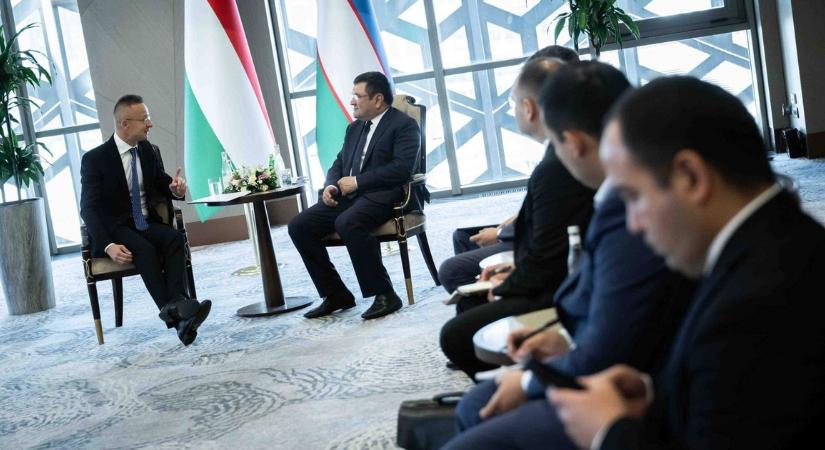 Szijjártó Péter úgy látja, sokat profitáltunk Magyarország és Üzbegisztán barátságából