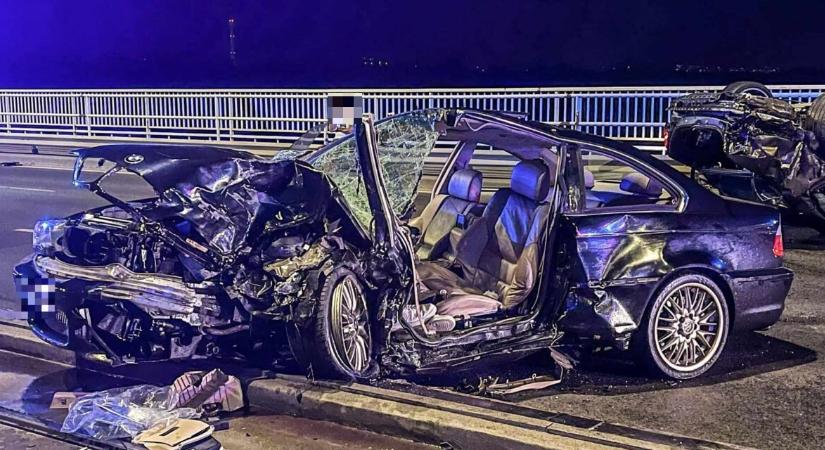 Árpád hídi gázolás: az Mercedes sofőrje mellett az egyik BMW-s is gyanúsított lett, az elgázolt biciklis végtagjai leszakadtak