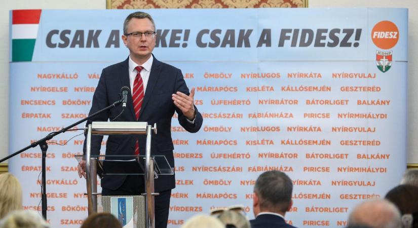 Rétvári Bence: Ezért kell június 9-én a Fidesz-KDNP-re szavazni!  videó