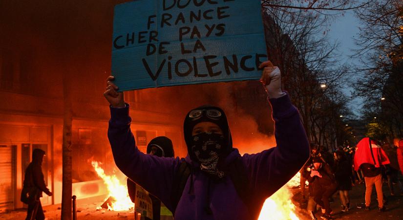 Képeken az erőszakos párizsi tüntetés