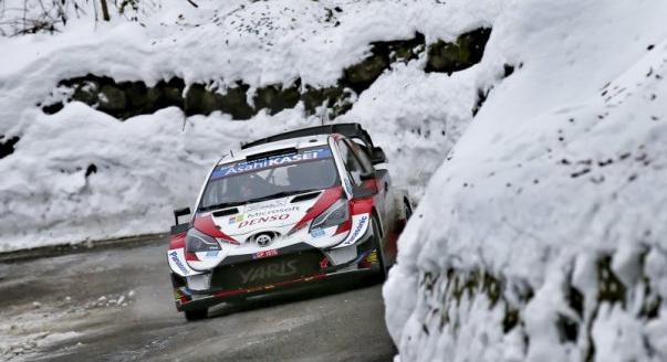 WRC: Dráma a hóban, kiesett a vb-éllovas