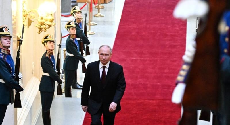 Megkezdte ötödik elnöki ciklusát Putyin; Oroszország még sosem volt ennyire a markában