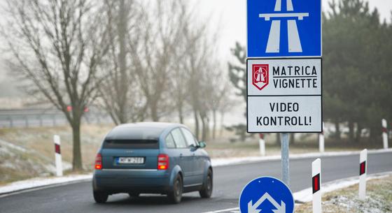 Parlament elé kerül az ezer forintos egynapos autópálya-matricáról szóló javaslat