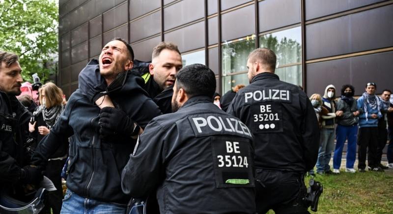 A rendőrség feloszlatta a palesztinbarát diáktüntetést Berlinben; Európa-szerte terjednek a tiltakozások