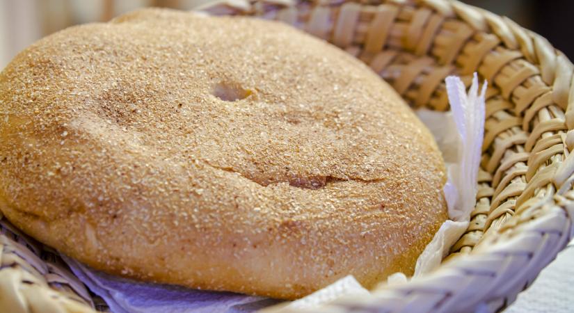 Foszlós marokkói kenyér: tökéletes szendvicsalap